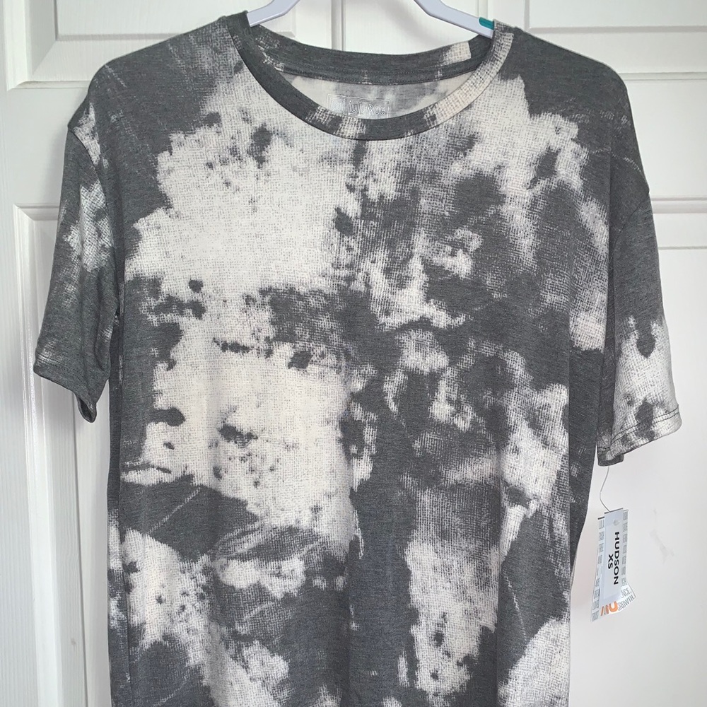 Hudson Tee